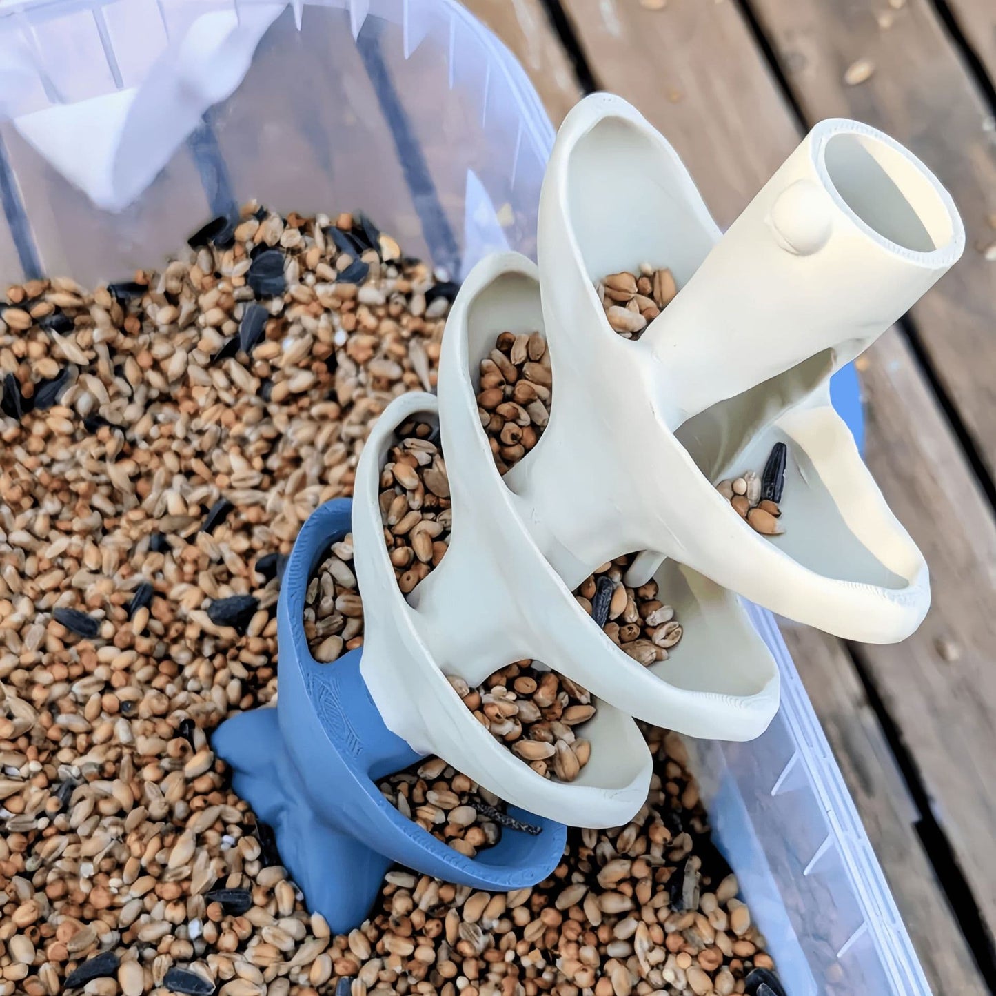 Whimsical Fish Skeleton Hanging Bird Feeder – Multi-Level Seed Tray